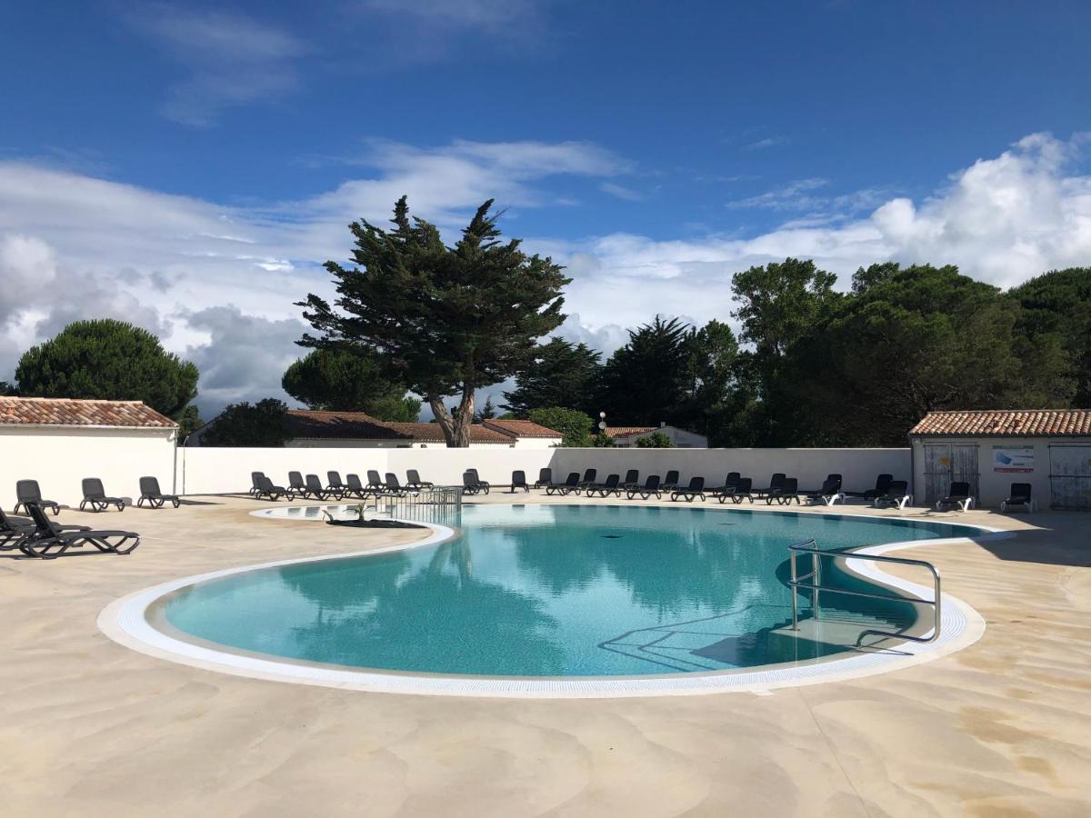 Camping Le Suroit Le Bois-Plage-en-Re Exterior photo