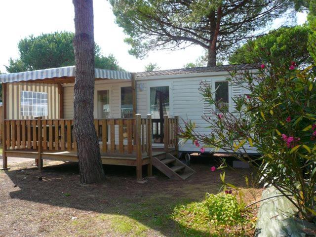 Camping Le Suroit Le Bois-Plage-en-Re Exterior photo