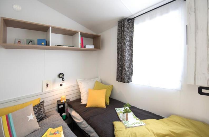 Camping Le Suroit Le Bois-Plage-en-Re Exterior photo