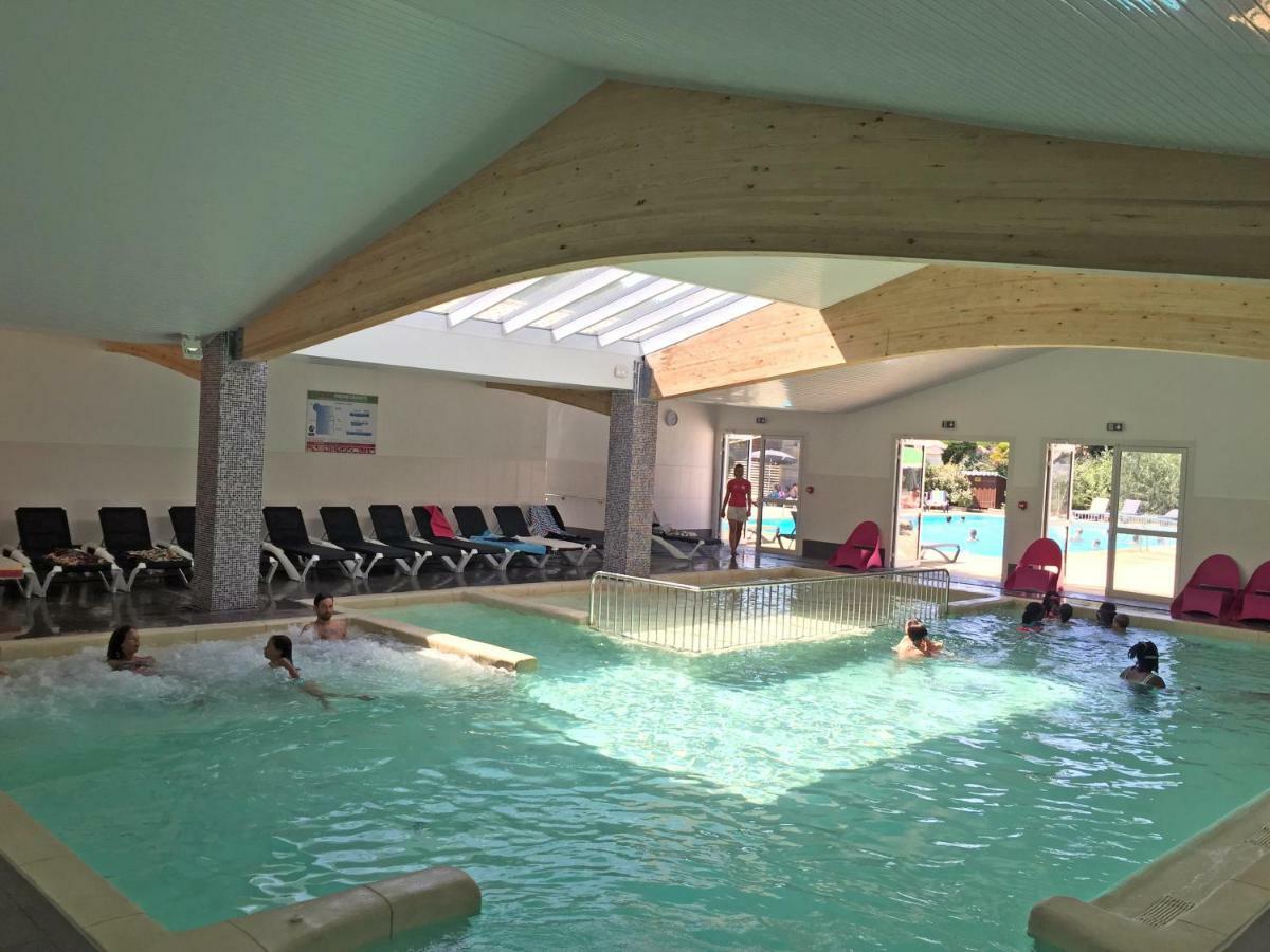 Camping Le Suroit Le Bois-Plage-en-Re Exterior photo